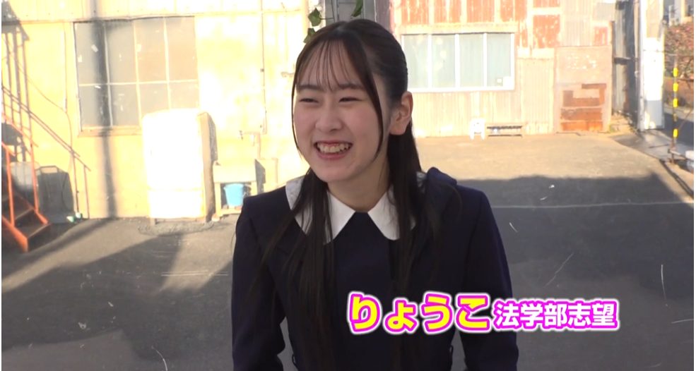 【制服ぶっかけ】丸襟のワンピース型制服をドロドロに汚したあと着衣SEX